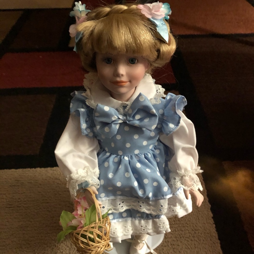 Dynasty Doll Collection